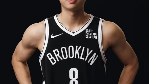 2026夏季到，新葡京娱乐，期莫德里奇与皇马续约详情大